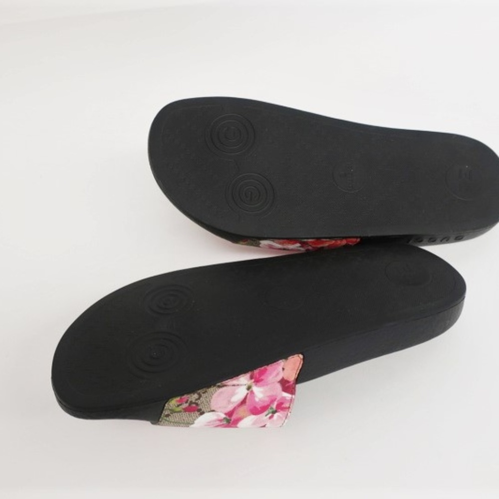 Gucci Pursuit Pool Slide Sandals GG Blooms Supreme - Picture 8 of 8